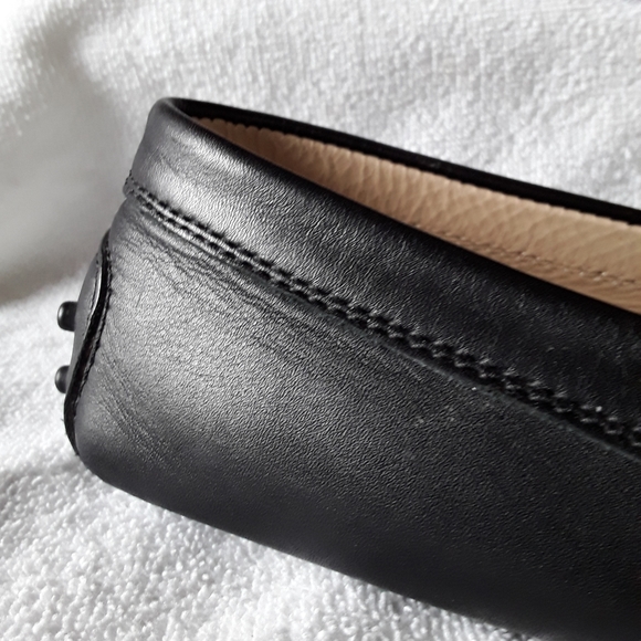 Tod's Black Leather Loafers - Picture 6 of 13